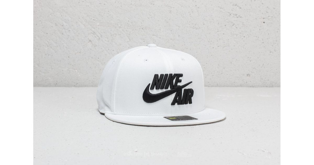 nike air true cap