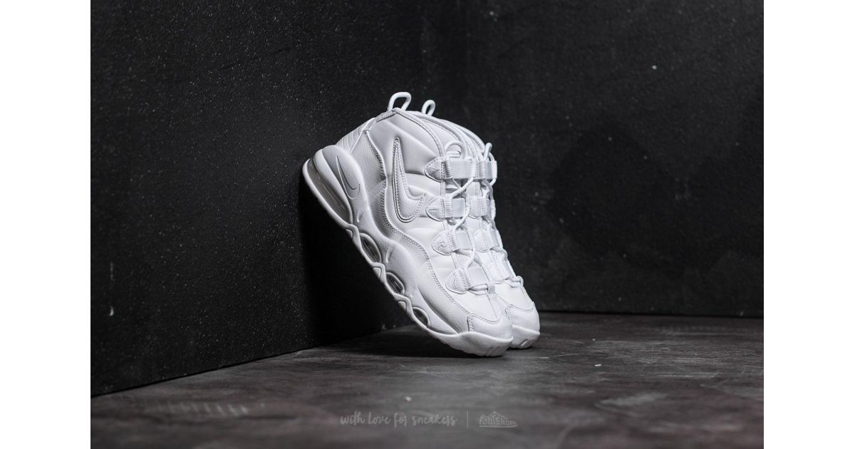 Nike Total Max Uptempo Rood