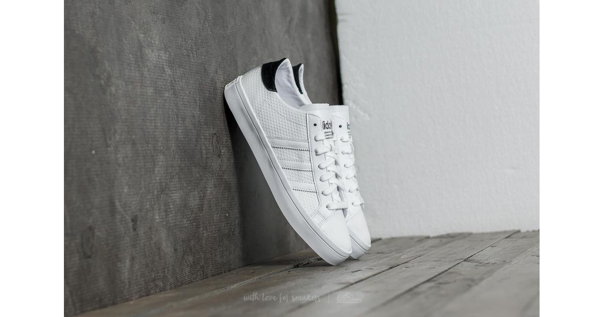 adidas court vantage core black