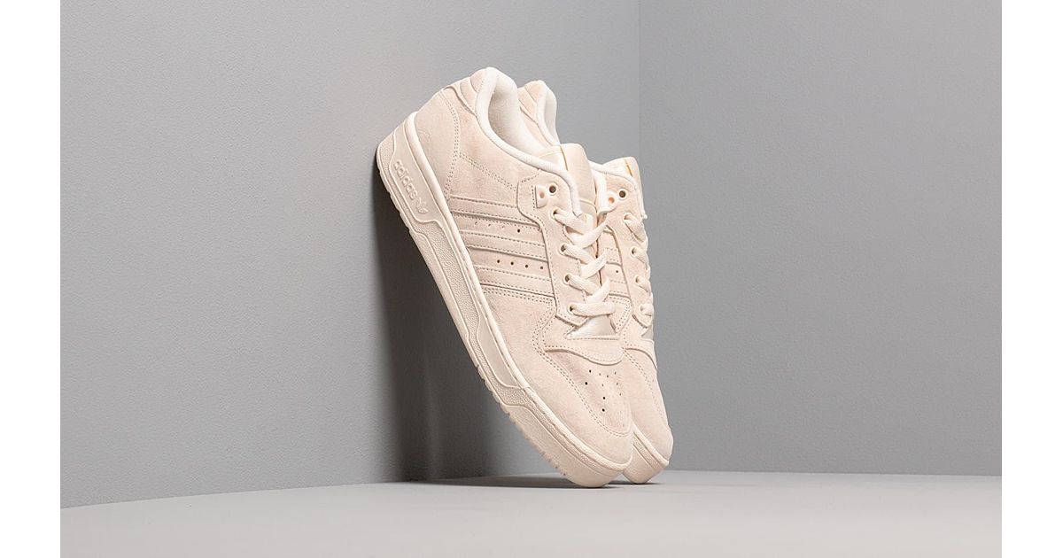 adidas originals rivalry low trainers in ecru suede