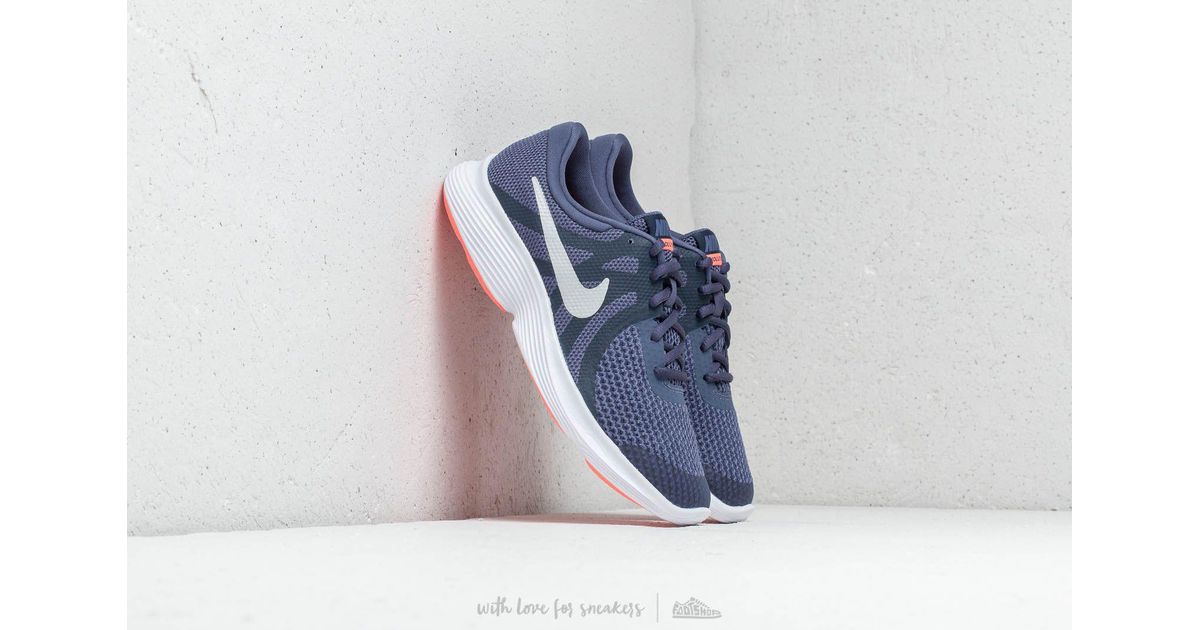 nike revolution gs mango