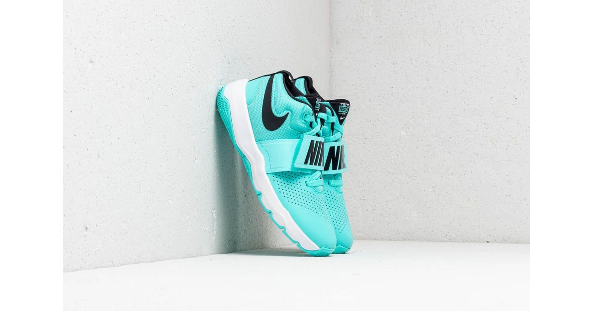 nike team hustle d8 green