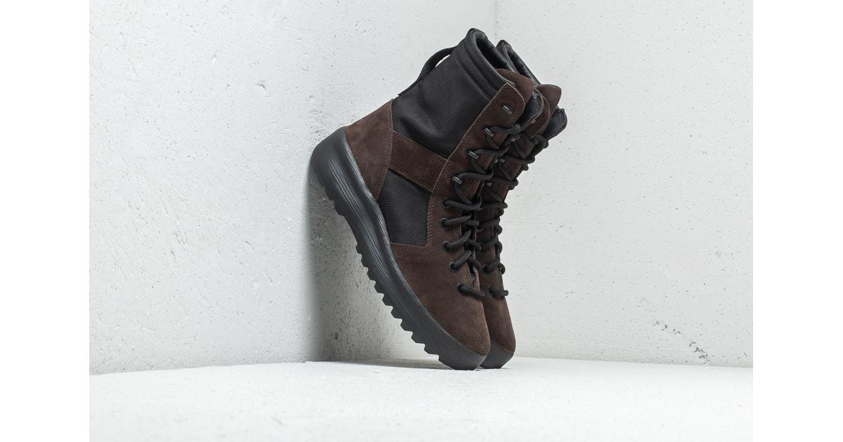 yeezy season 7 desert boot oil
