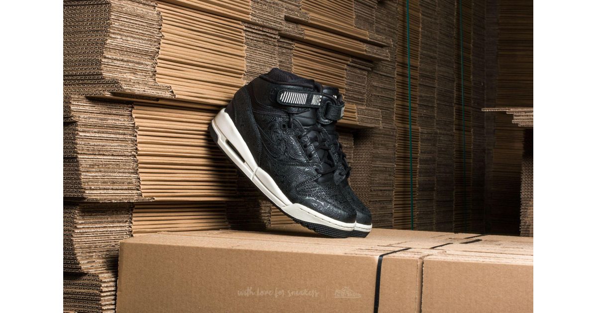 nike air revolution black