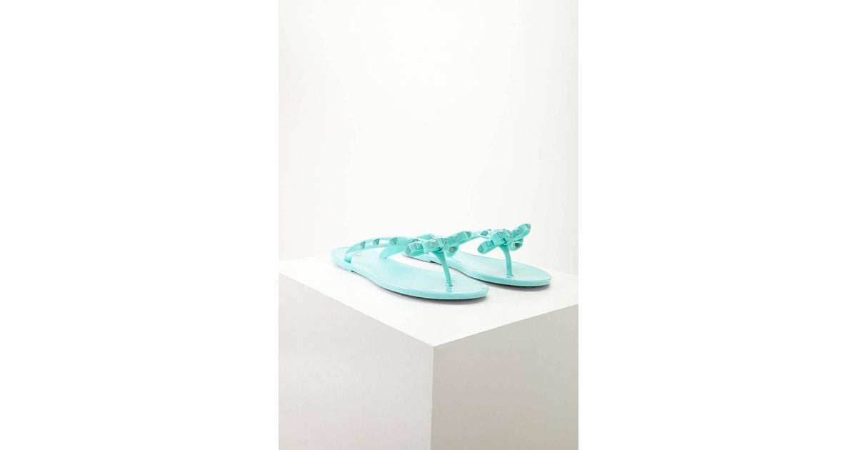 dizzy jelly sandals