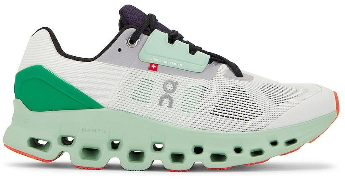 On Cloudstratus in Green for Men Lyst