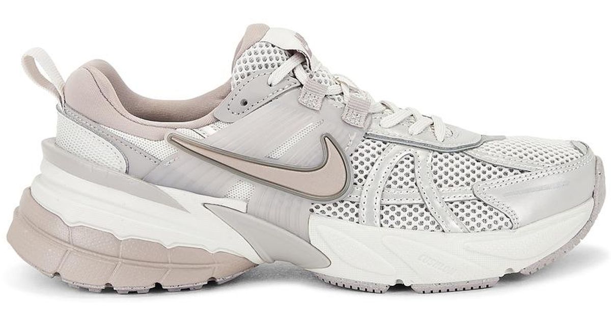 Nike V2K Run Sneaker in White | Lyst
