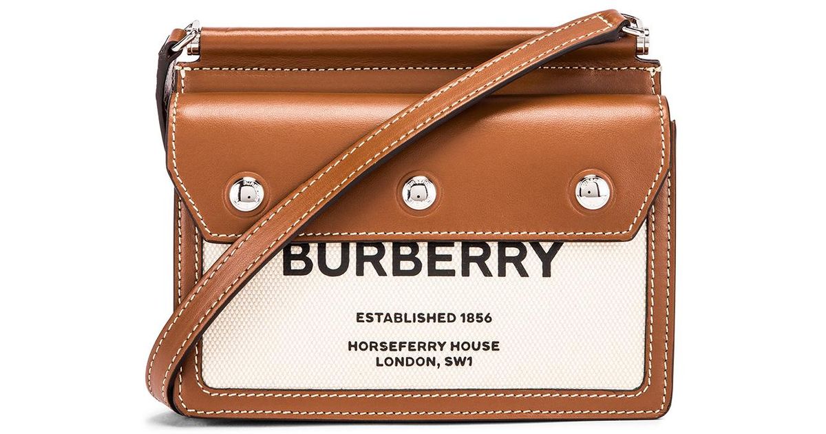 burberry baby title pocket