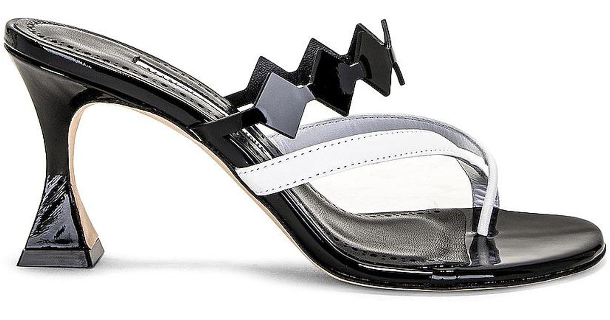 Manolo Blahnik Sulafahi 70 Leather Sandal in White | Lyst