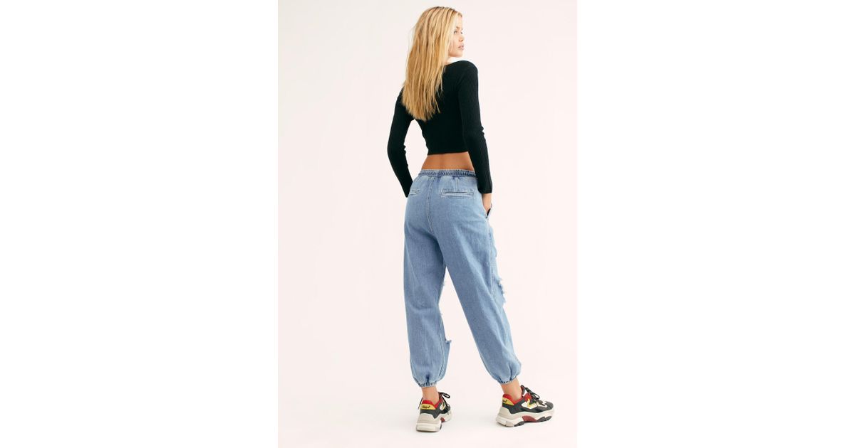 sloane destructed joggers