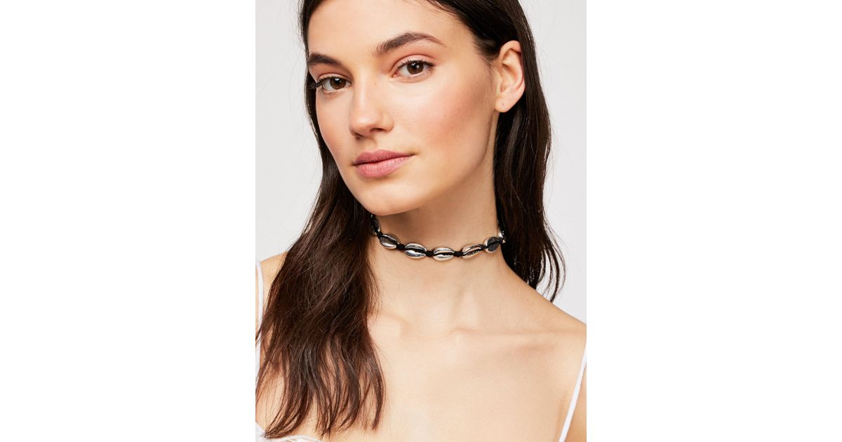 waikiki shell necklace