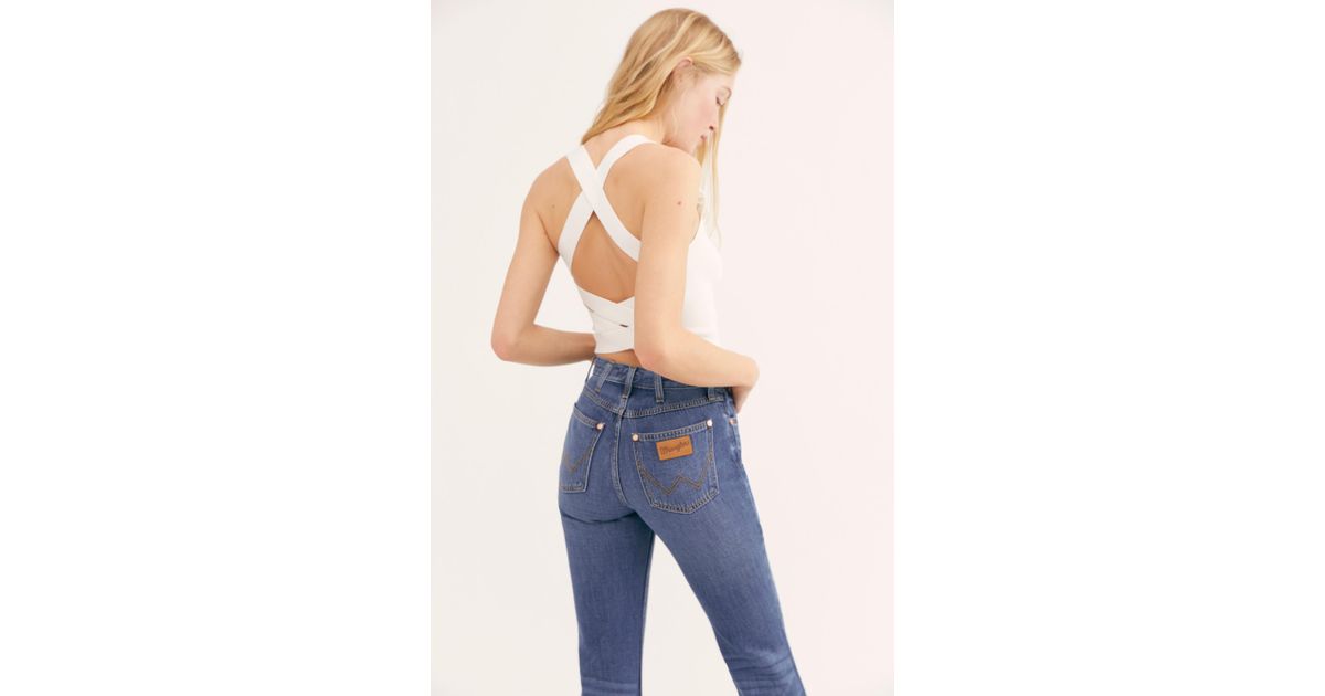 wrangler exaggerated bootcut jeans