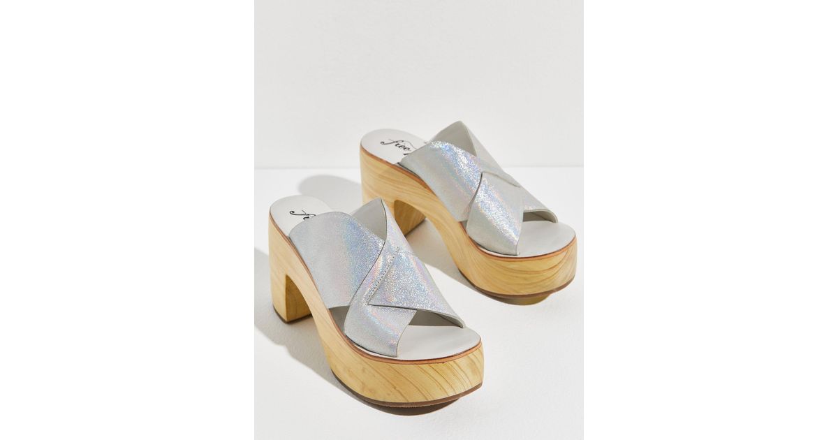 beach clog