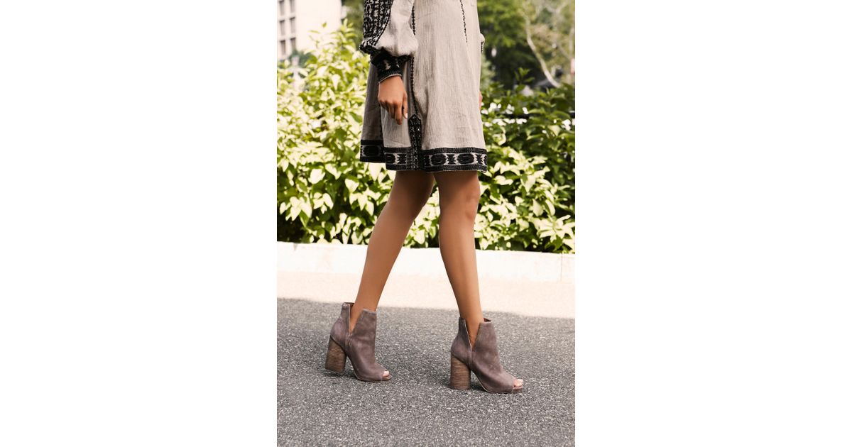 jeffrey campbell infinity heel boot