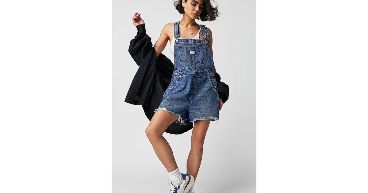 Free People Levi's Vintage Shortalls in Blue | Lyst