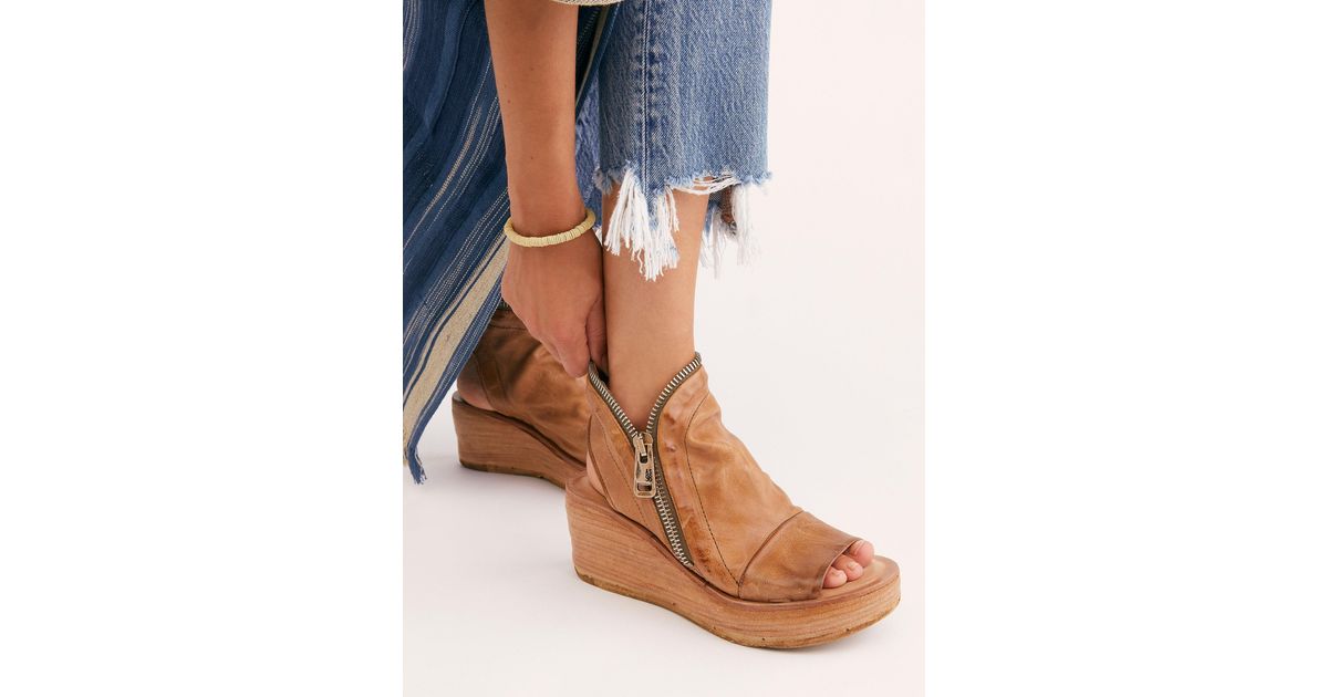 hazel zip wedges