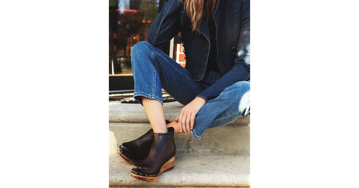 below sunset clog boot