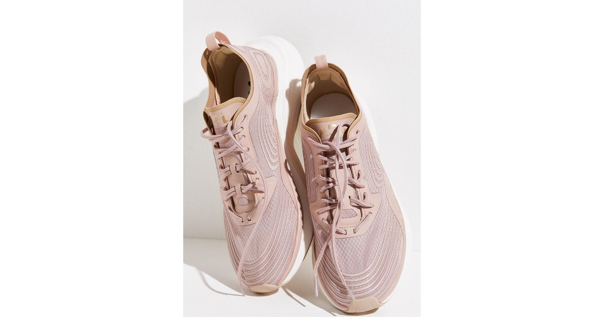 apl streamline sneaker
