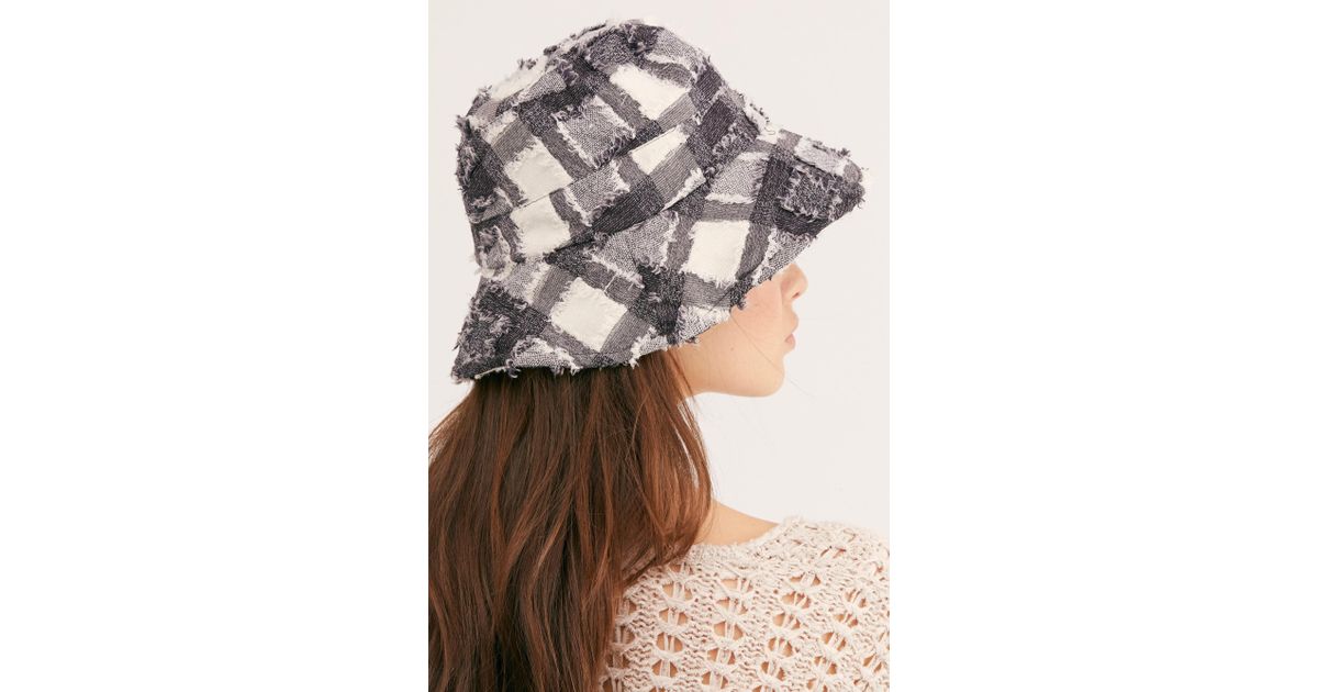 penny plaid bucket hat