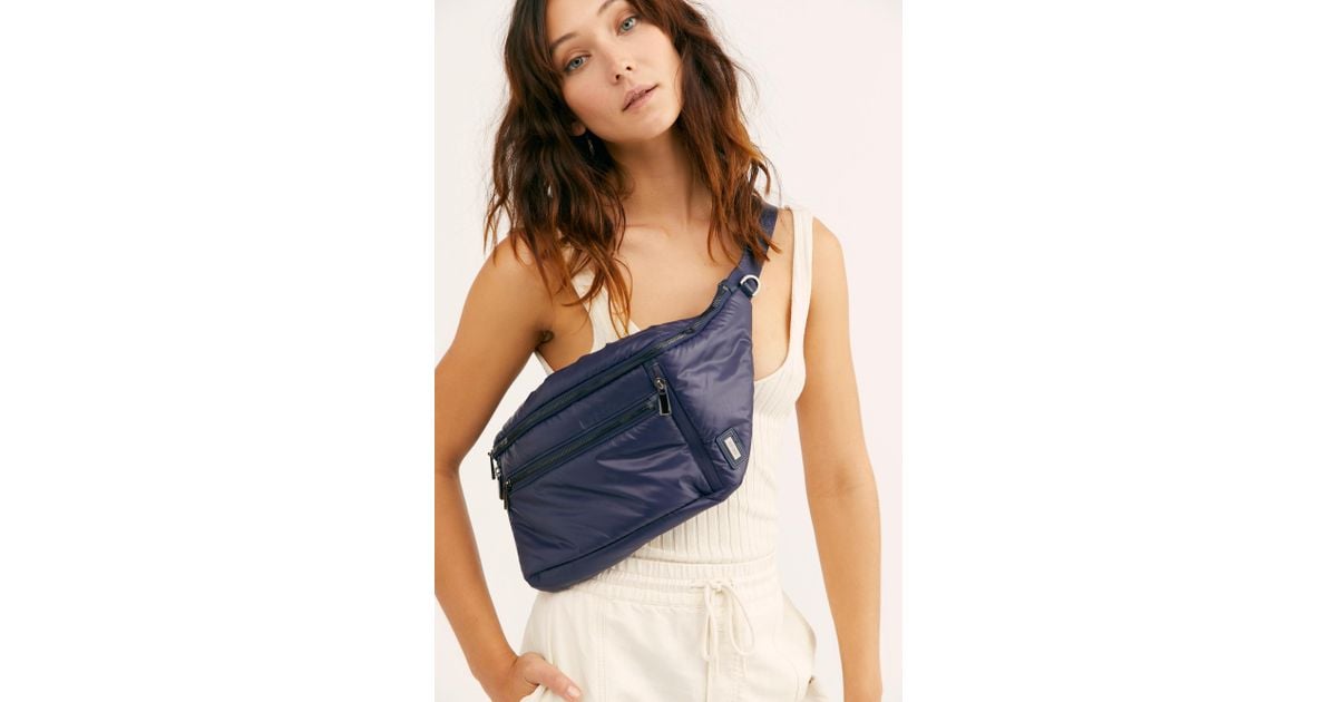 caraa sling bag