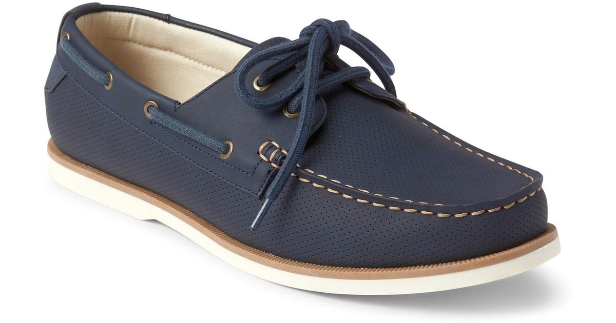 gap boat shoes