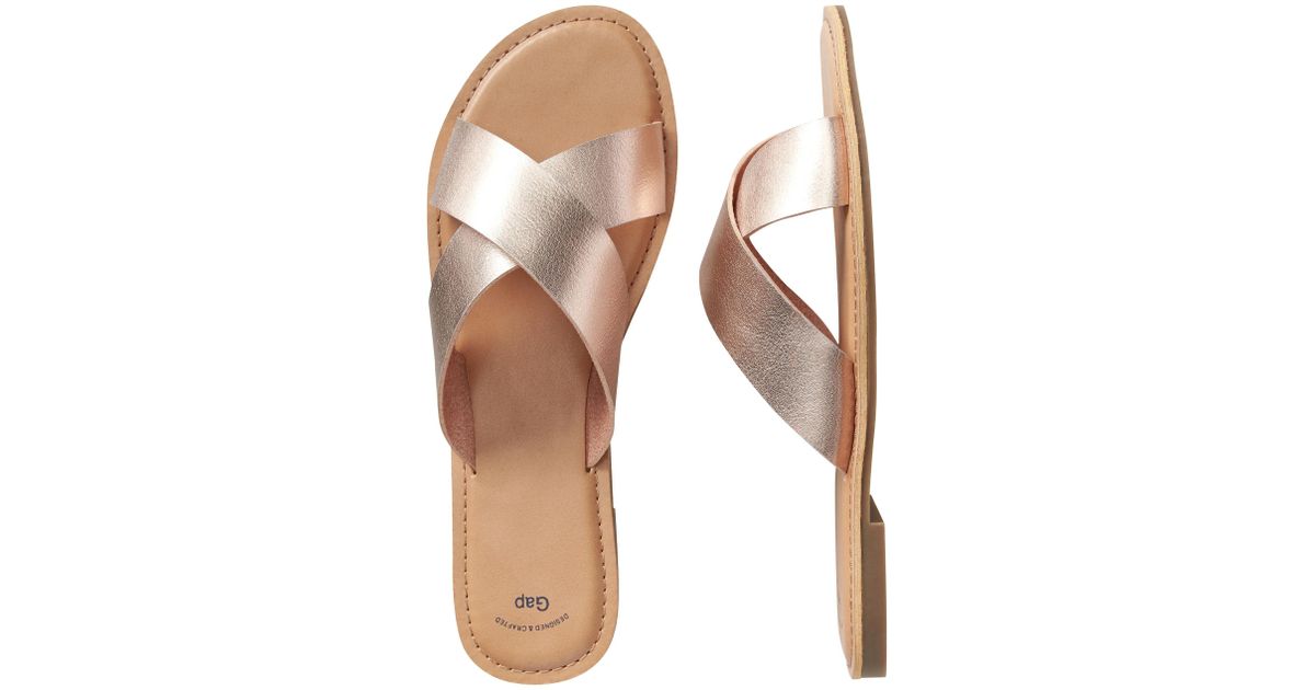 gap factory sandals