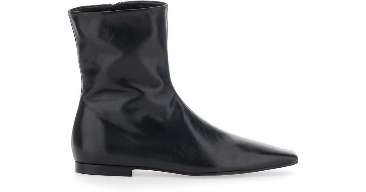 TOTEME Zipped Leather Chelsea Boots in Black | Lyst