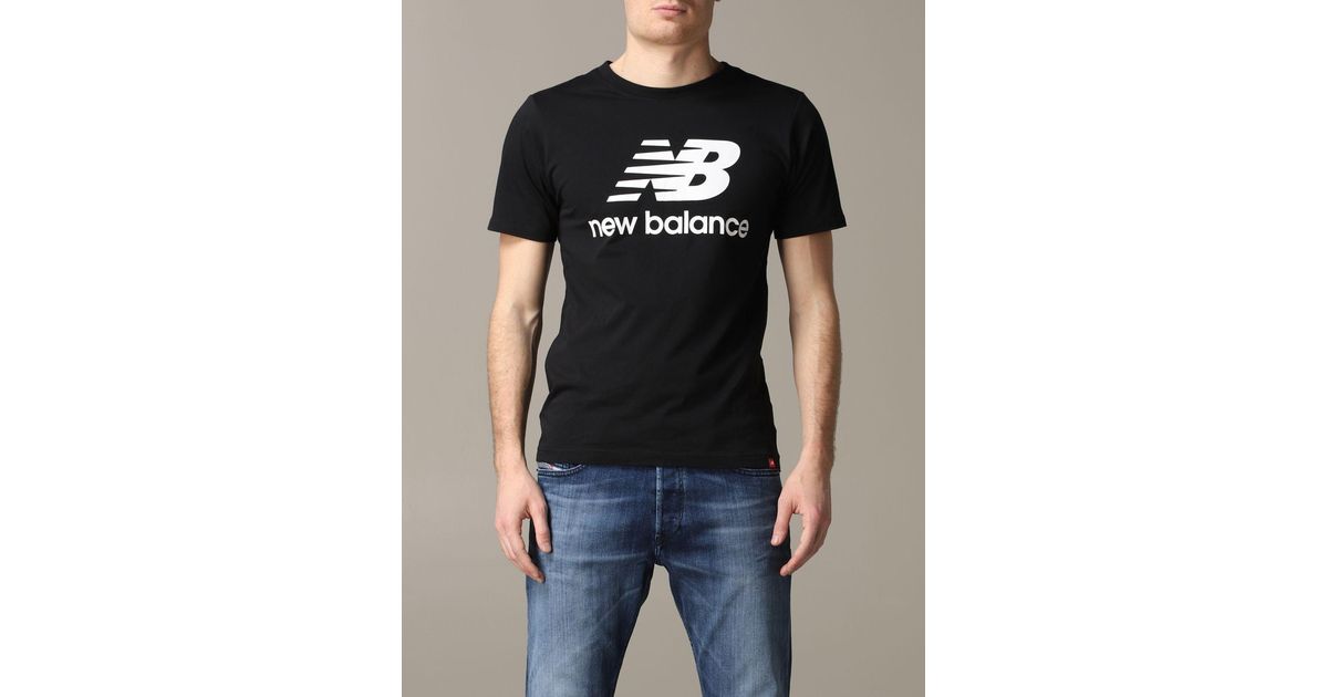New Balance T-shirt in Black for Men - Lyst