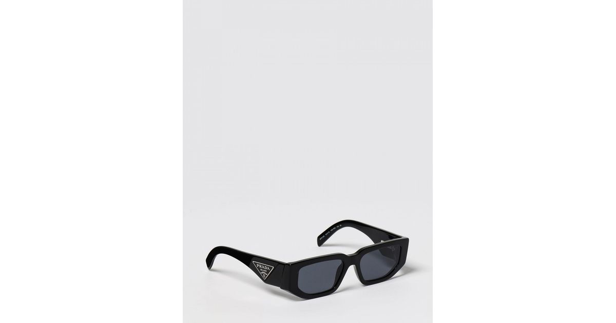 prada-black-Sonnenbrillen-