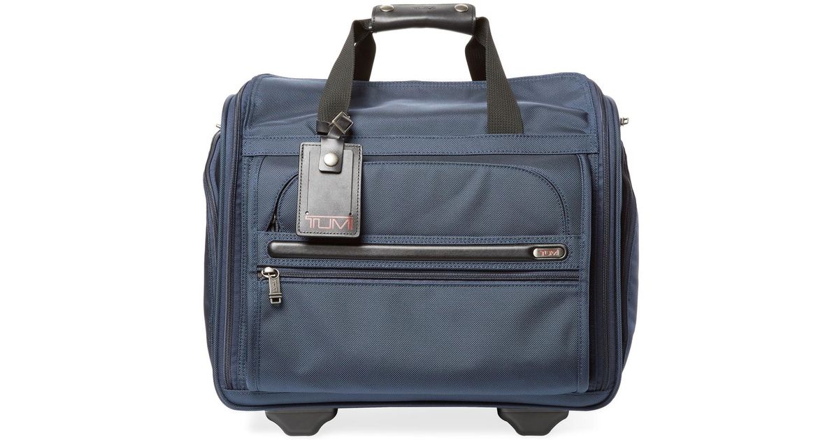 tumi 2 wheeled boarding duffel