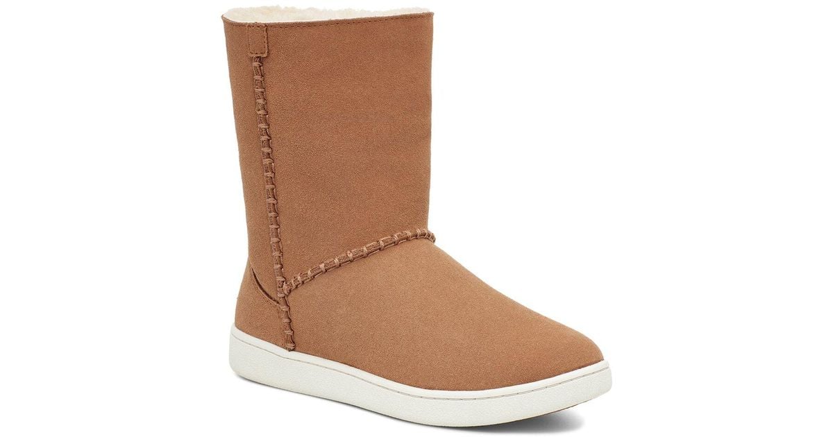 Mika uggs 2025