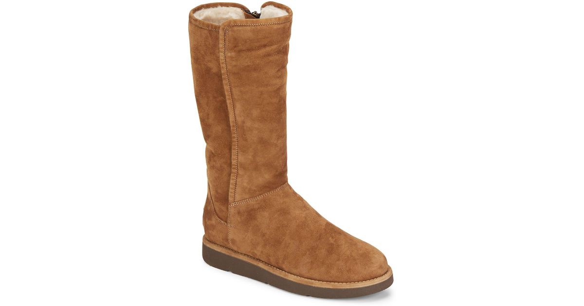 ugg abree shearling-lined suede boots