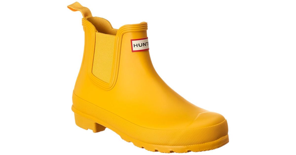 yellow hunter chelsea boots