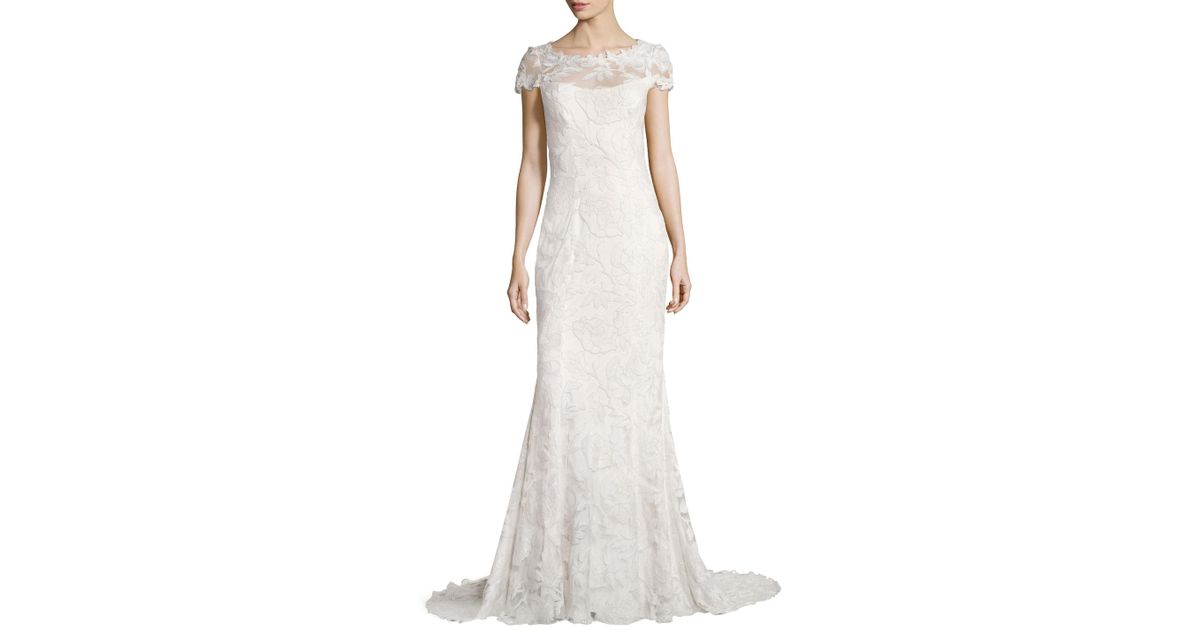 elinor sleeveless lace gown