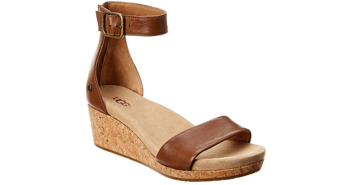 zoe ugg wedge