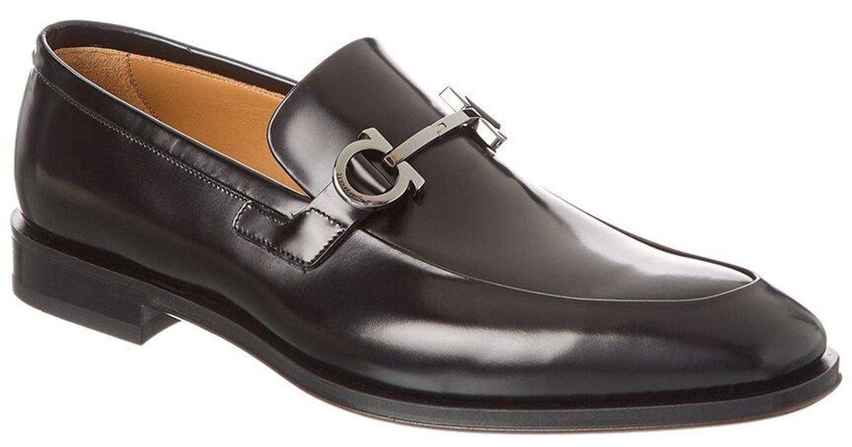 Ferragamo Finley Leather Loafer in Black for Men | Lyst display picture 1
