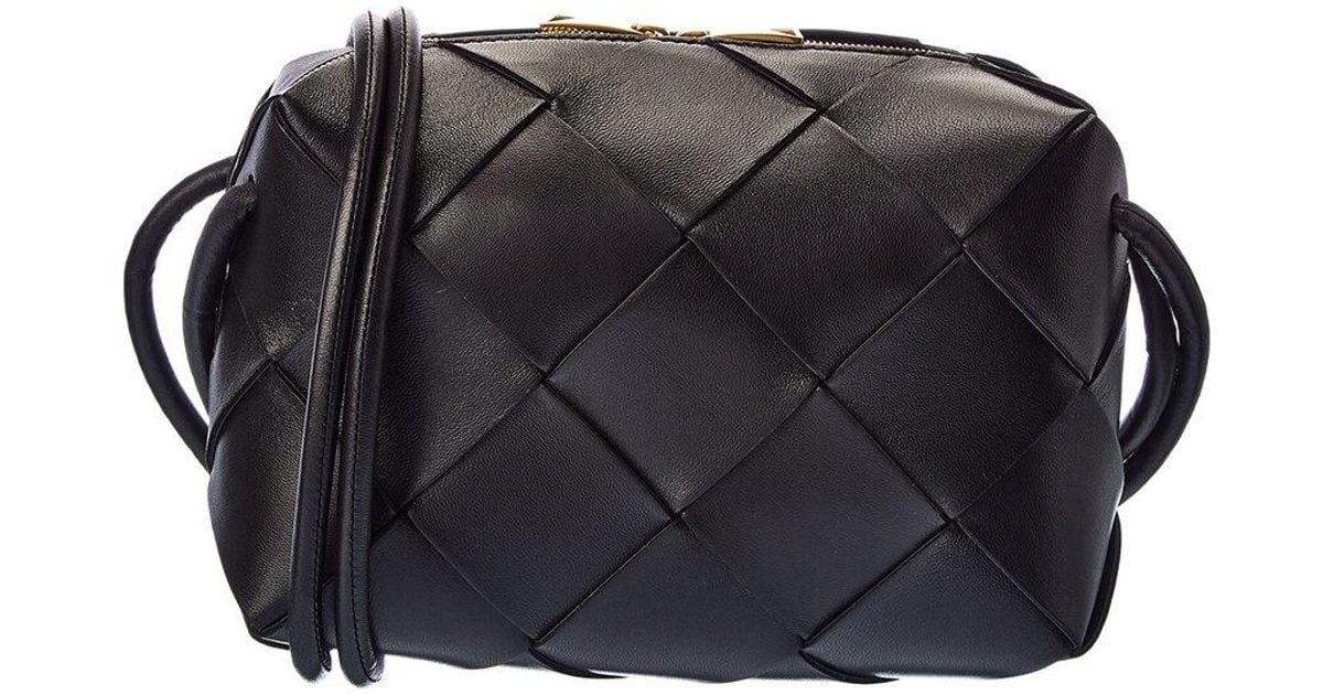 Bottega Cassette Small Intrecciato Leather Camera Bag in Black