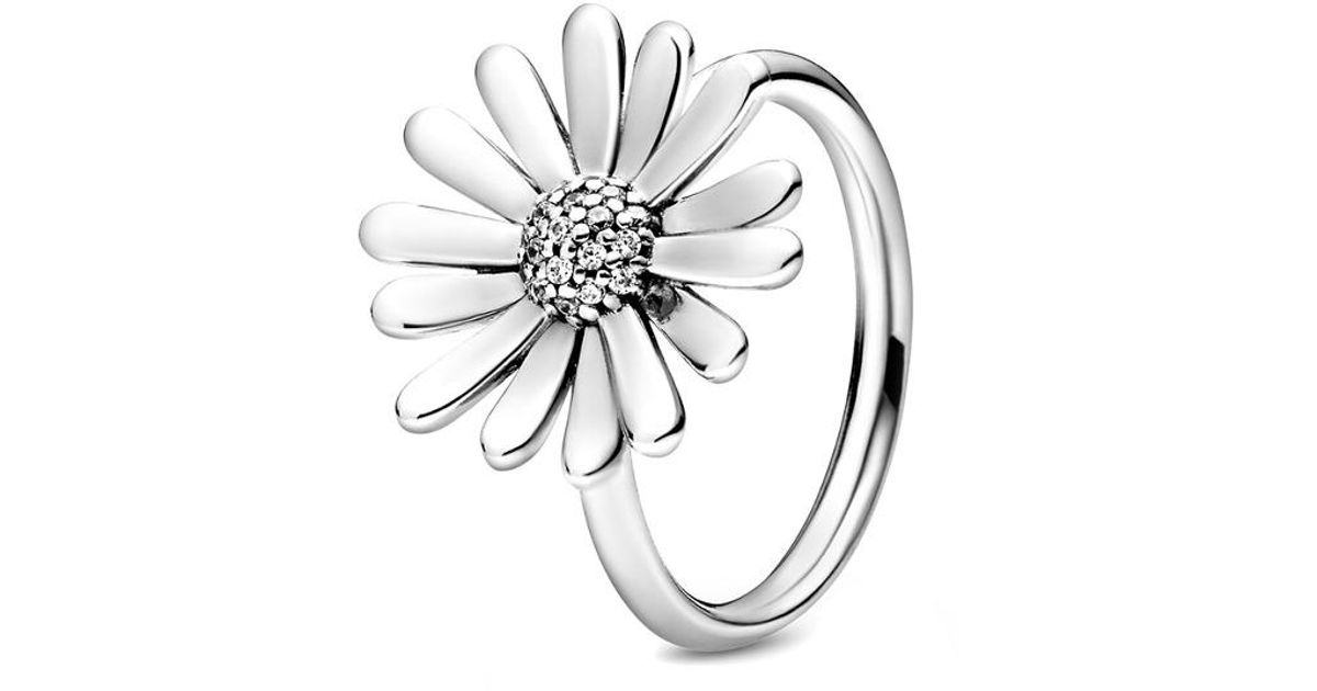 PANDORA Pavé Daisy Flower Statement Ring in Metallic Lyst