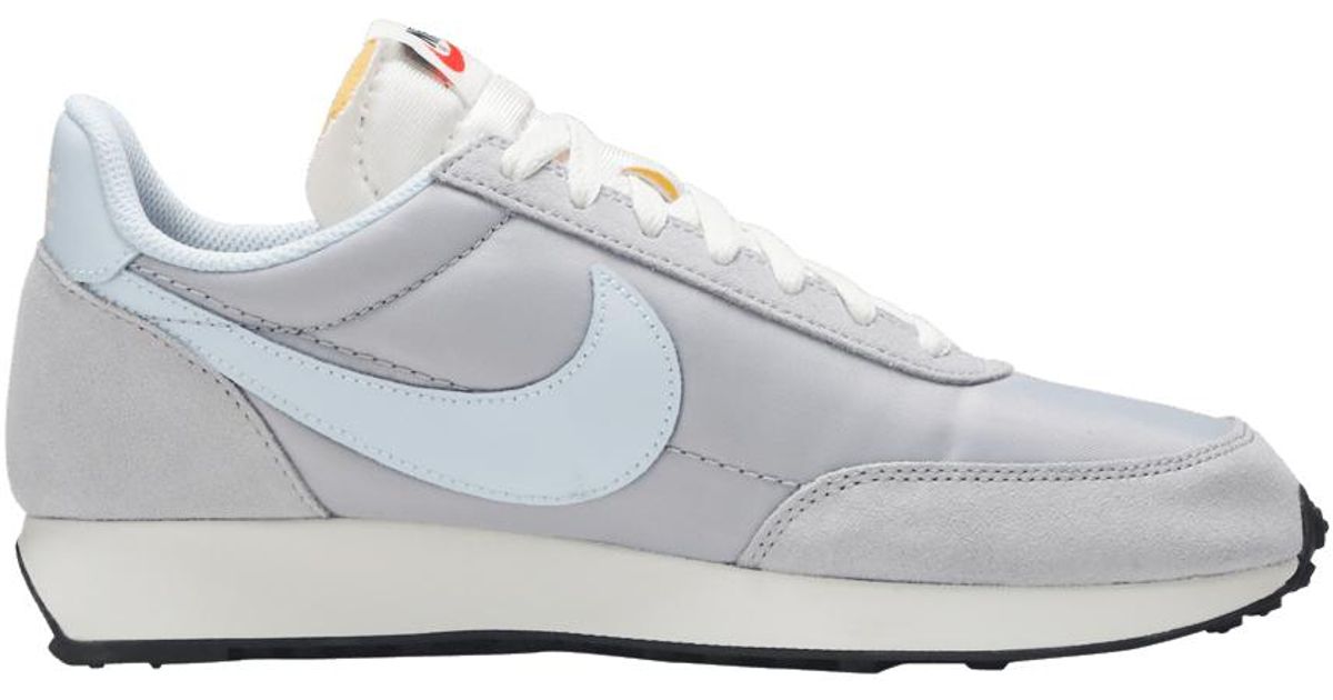 nike tailwind suede