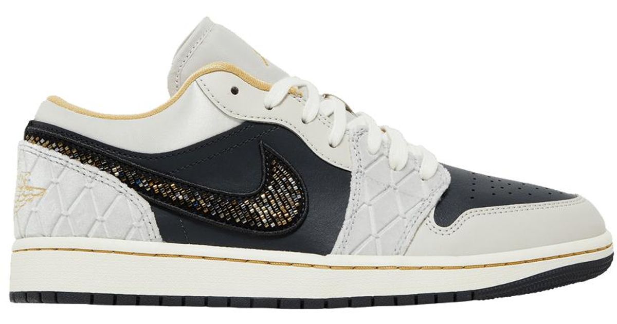beaded nike shoes