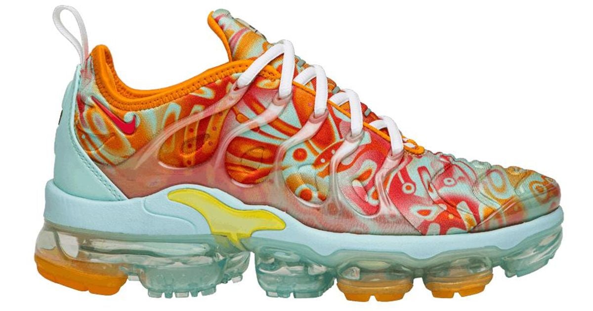 nike vapormax orange bottom