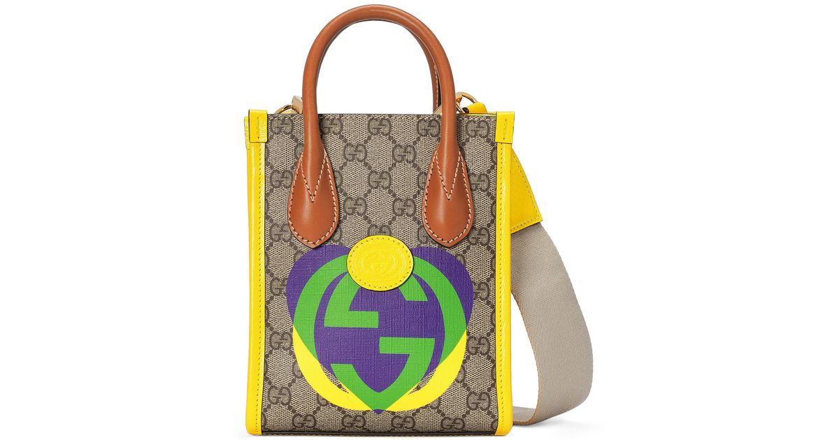 Gucci Interlocking G Mini Heart Shoulder Bag