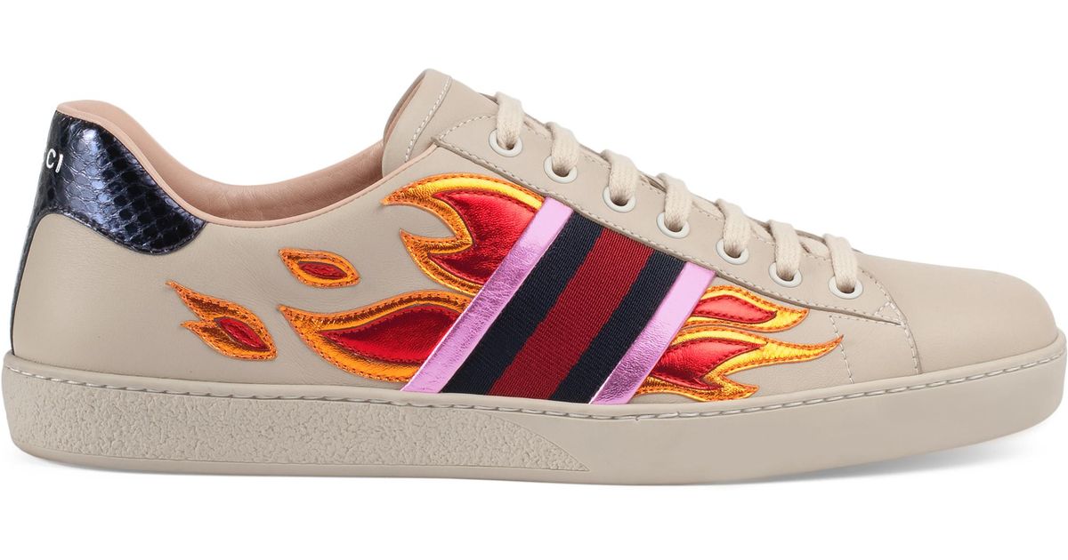 Gucci Leather Ace Sneaker With Flames for Men - Lyst