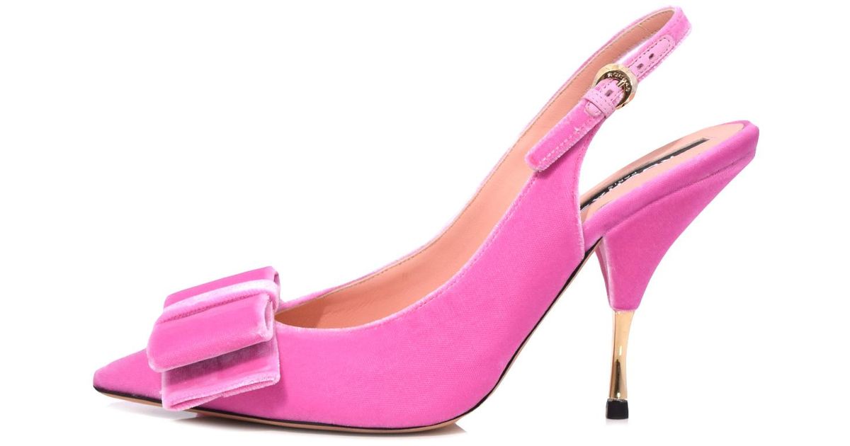 cerise pink pumps