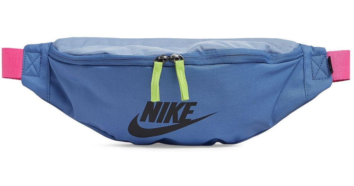 Nike Heritage Belt Bag in Navy (Blue 