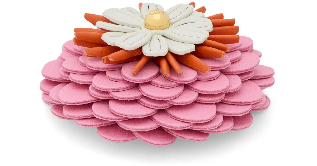 Loewe X Paula's Ibiza Calfskin Flower Pin Charm in Pink | Lyst Loewe X Paula's Ibiza Calfskin Flower Pin Charm in Pink | Lyst