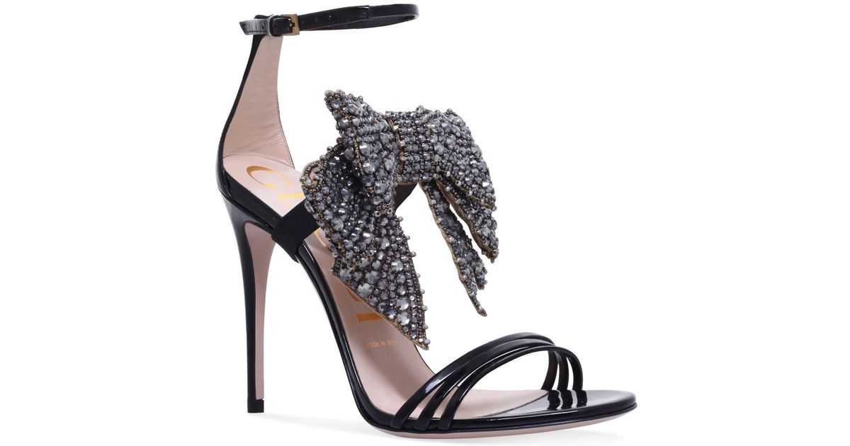 gucci heels with bow