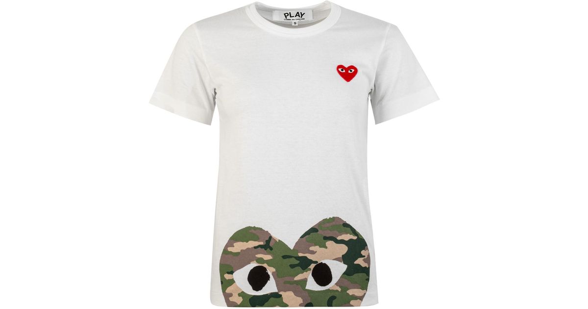 COMME DES GARÇONS PLAY Cotton T243 Half Camouflage Red Heart T-shirt in ...