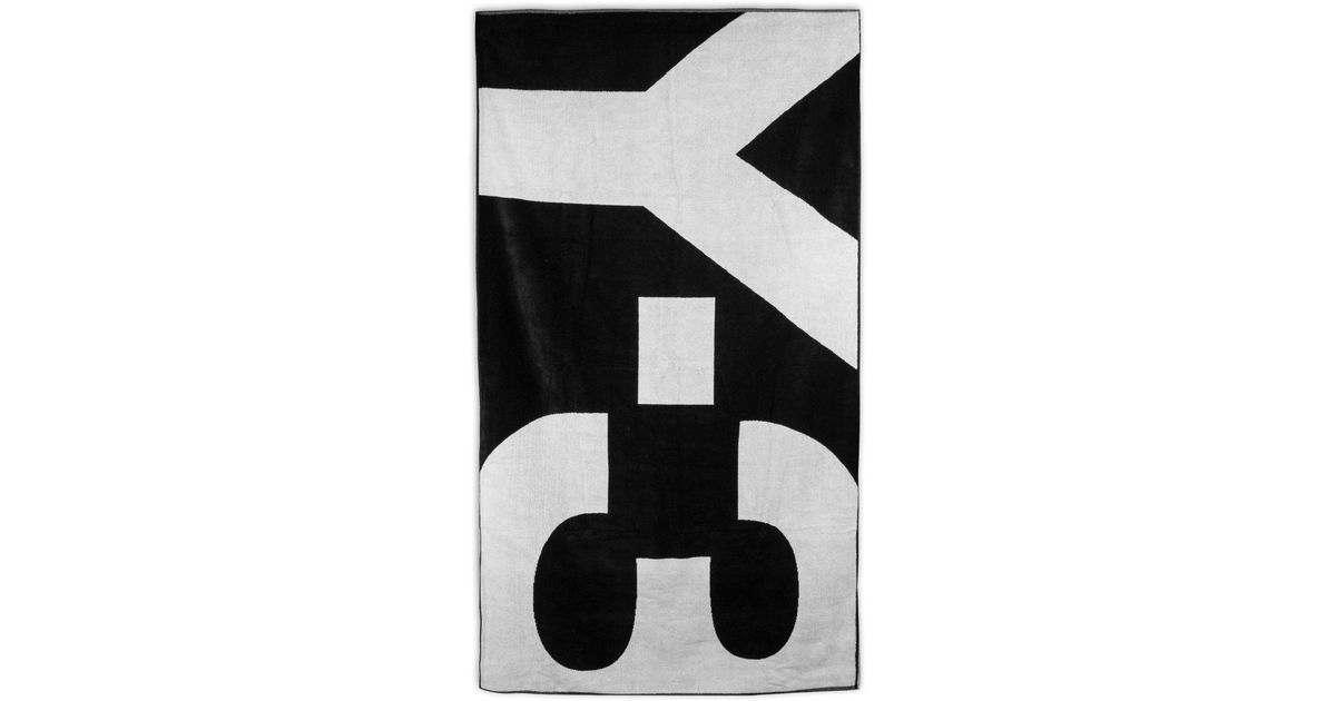Y-3 Cotton Logo Beach Towel in Black/White (Black) | Lyst