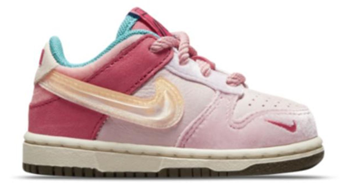 Nike free lunch dunks Dunk Low Social Status Free Lunch Strawberry Milk (td) for